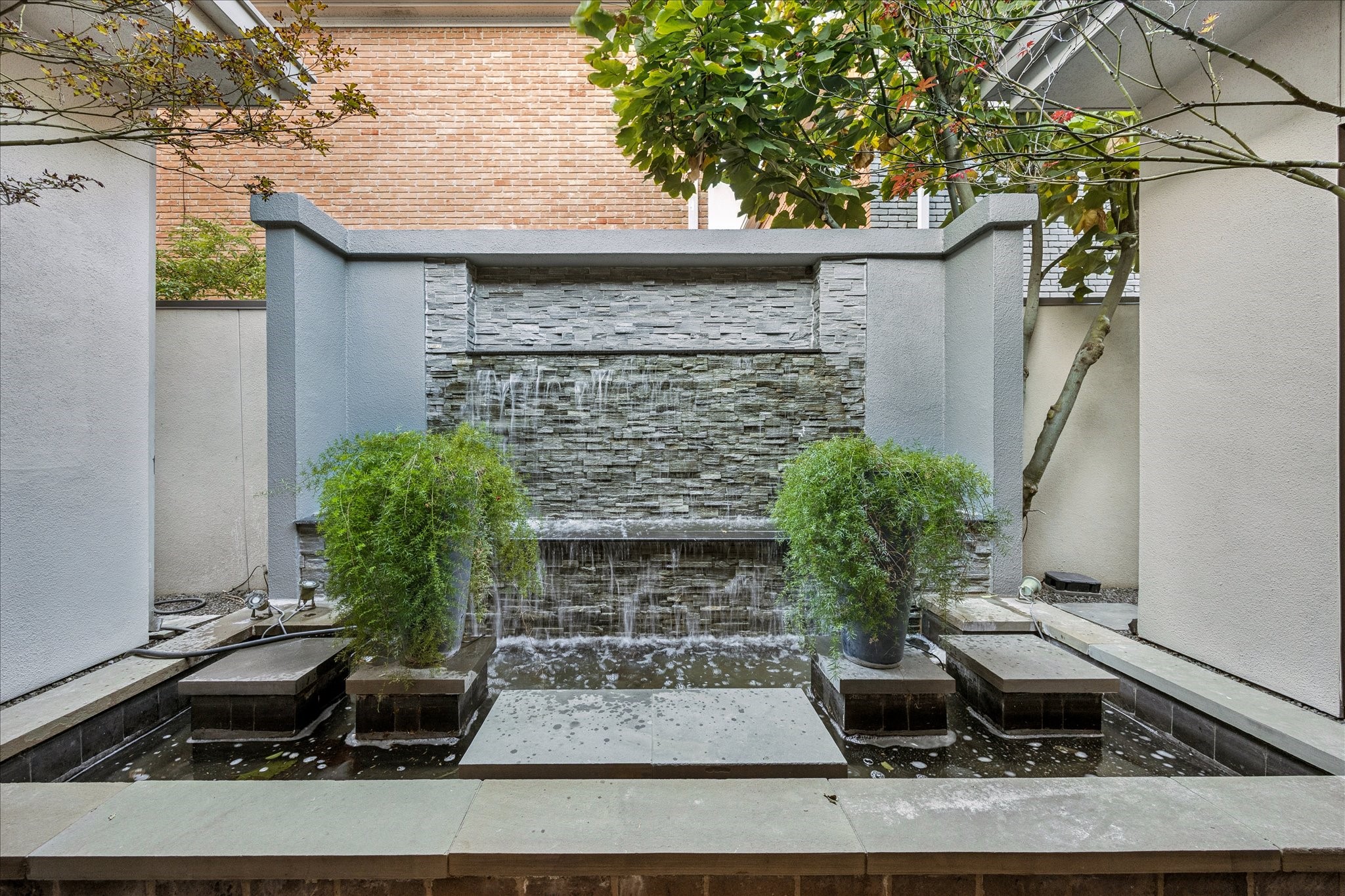 3124 Mid Lane Houston, TX 77027 - Photo 12 of 41