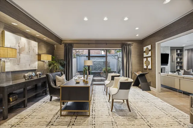 $1,895,000 | 3124 Mid Lane, Houston, TX 77027