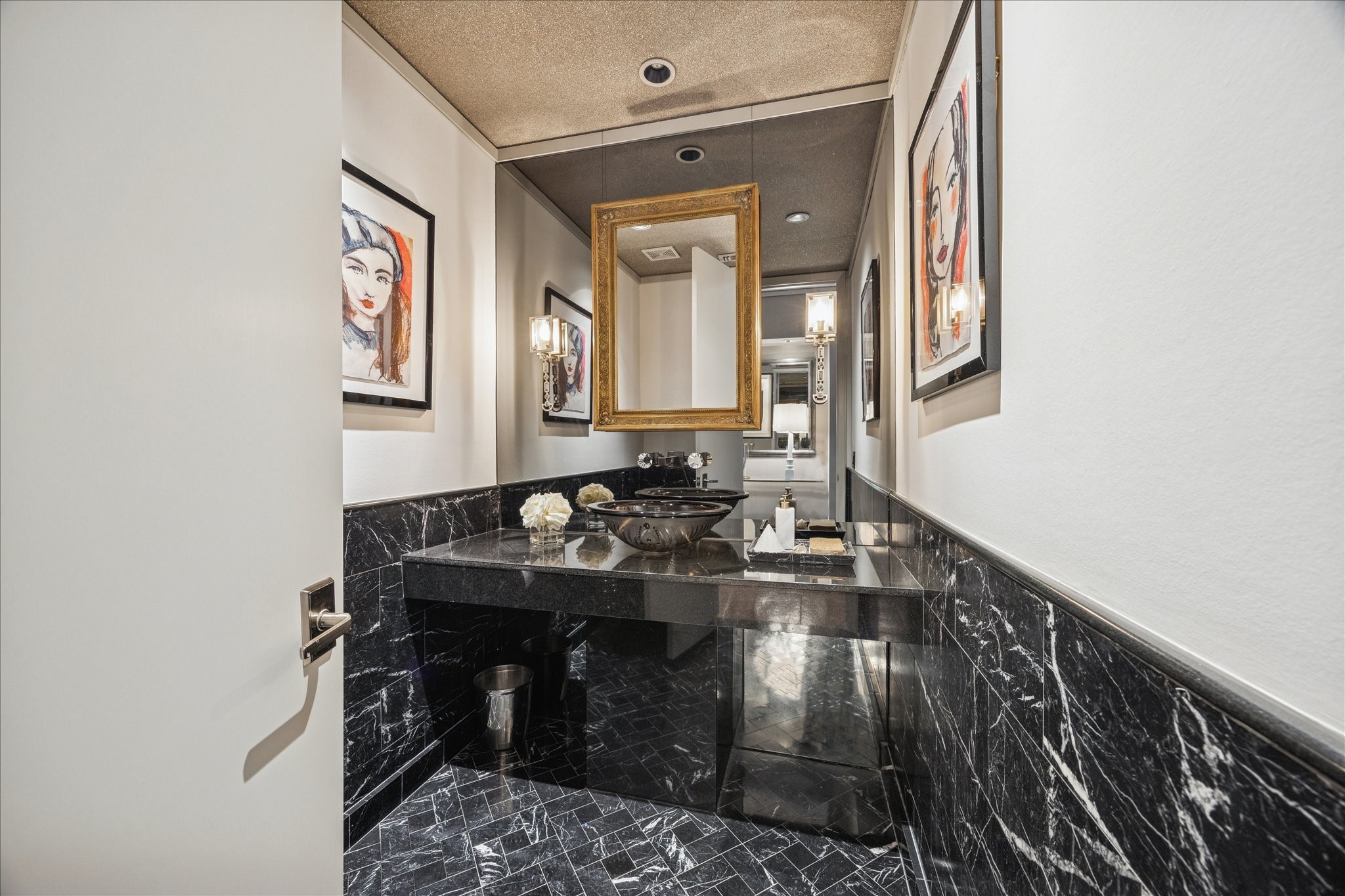 3124 Mid Lane Houston, TX 77027 - Photo 34 of 41 a bathroom with a sink and a mirror