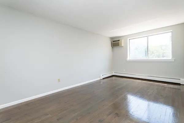 $3,050 | 14 Murdock Street, Unit 28, Somerville, MA 02145