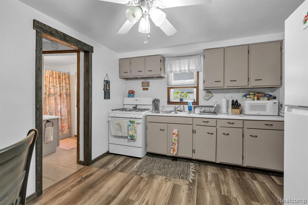 11063 Jackson Street Taylor, MI 48180 - Photo 16 of 21