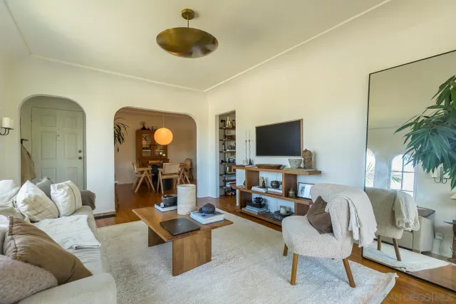 $2,150,000 | 1980 Chatsworth Boulevard, San Diego, CA 92107