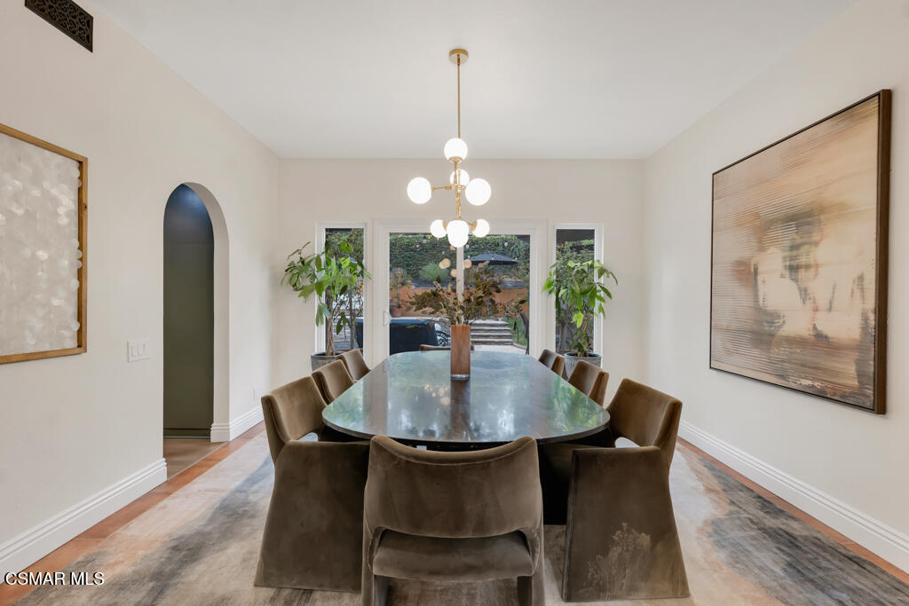 12208 Cherry Grove Street Moorpark, CA 93021 - Photo 15 of 85 12208 Cherry Grove St-HsHProd-23