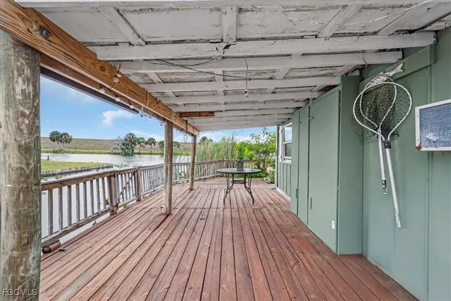 $259,900 | 1083 Sunset Strip Moore Haven, Okeechobee, FL 34974