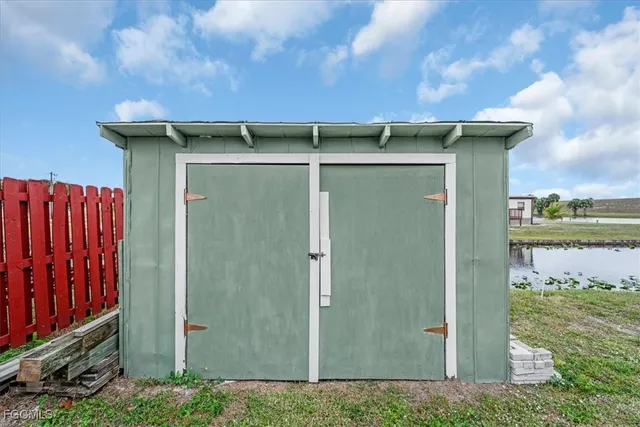 $259,900 | 1083 Sunset Strip Moore Haven, Okeechobee, FL 34974