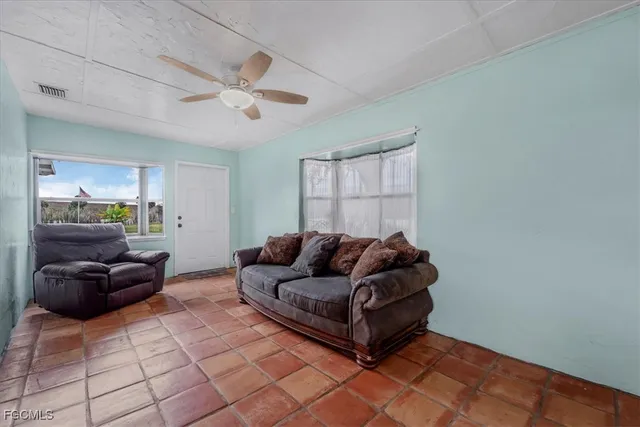 $259,900 | 1083 Sunset Strip Moore Haven, Okeechobee, FL 34974