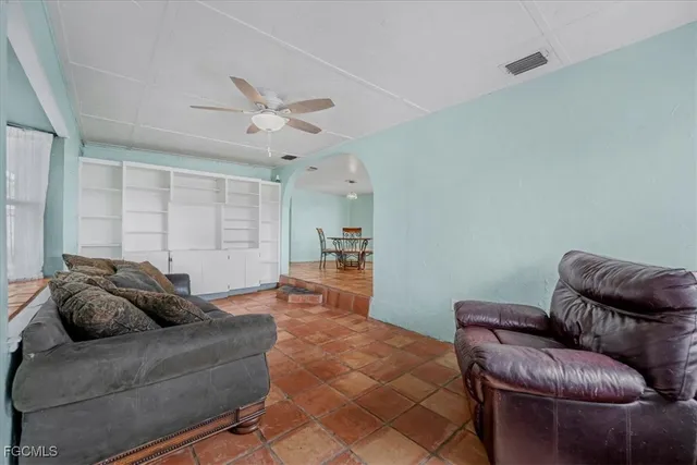 $259,900 | 1083 Sunset Strip Moore Haven, Okeechobee, FL 34974