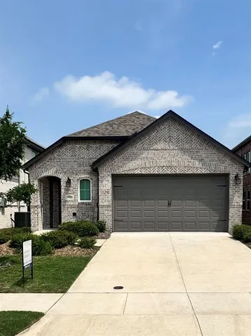 $359,400 | 1812 Horseshoe Lane, Van Alstyne, TX 75495