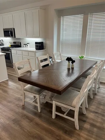 $359,400 | 1812 Horseshoe Lane, Van Alstyne, TX 75495