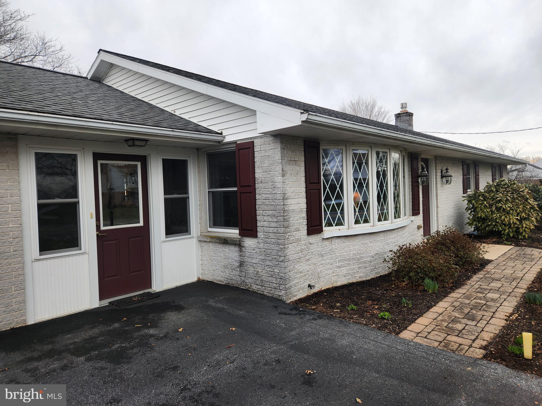 1847 Hossler Road Manheim, PA 17545 - Photo 5 of 61