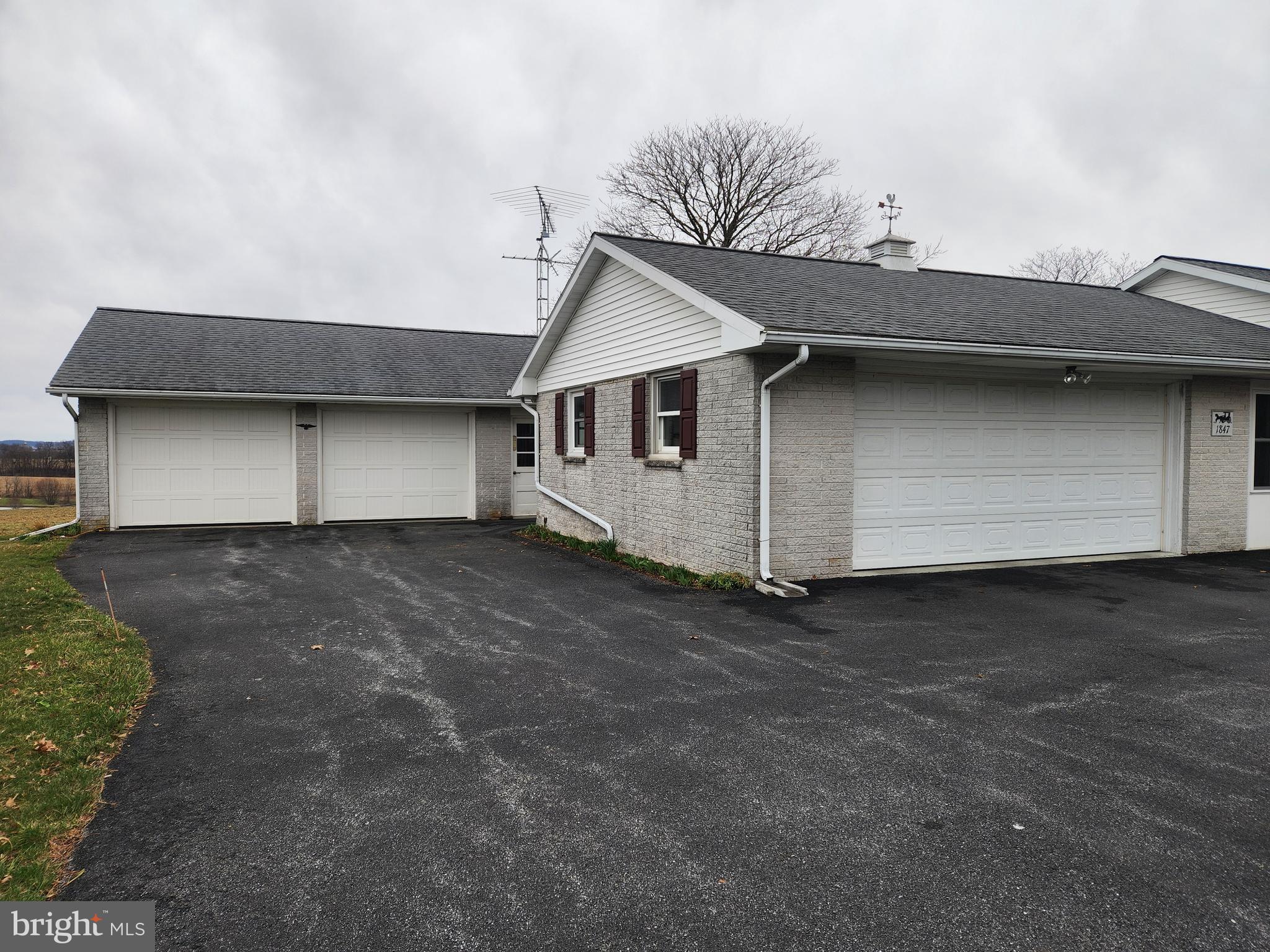 1847 Hossler Road Manheim, PA 17545 - Photo 7 of 61