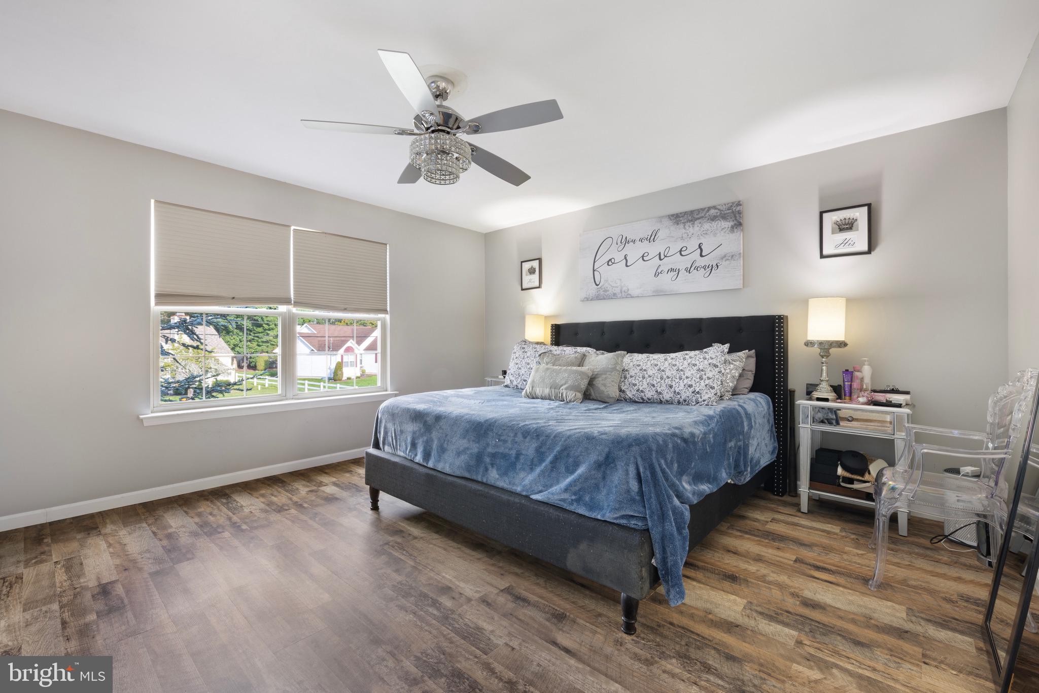 261 Wave Road Manahawkin, NJ 08050 - Photo 27 of 33 Gallery Image 27
