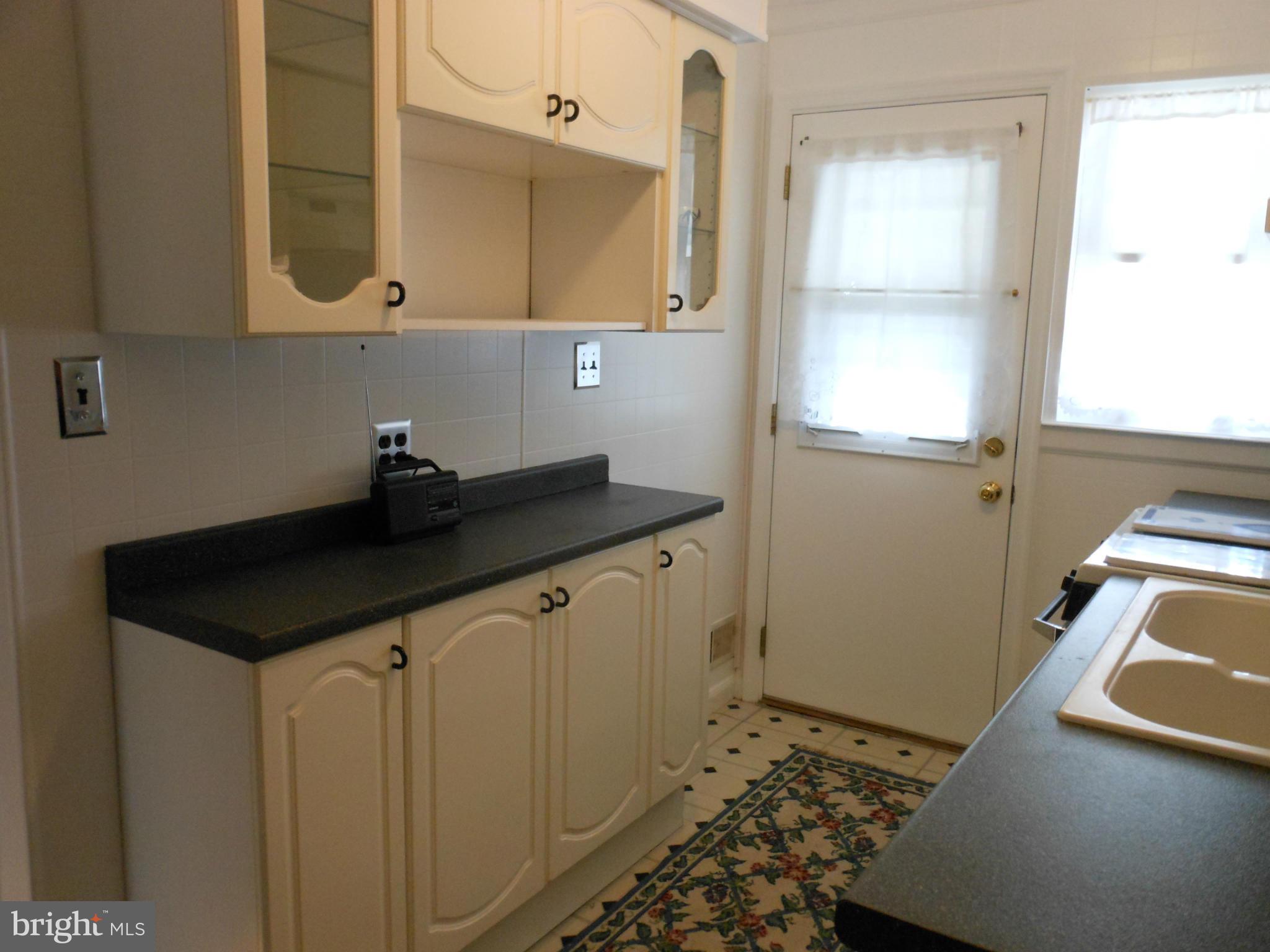 2718 Southbrook Road Baltimore, MD 21222 - Photo 12 of 30 Kitchen
