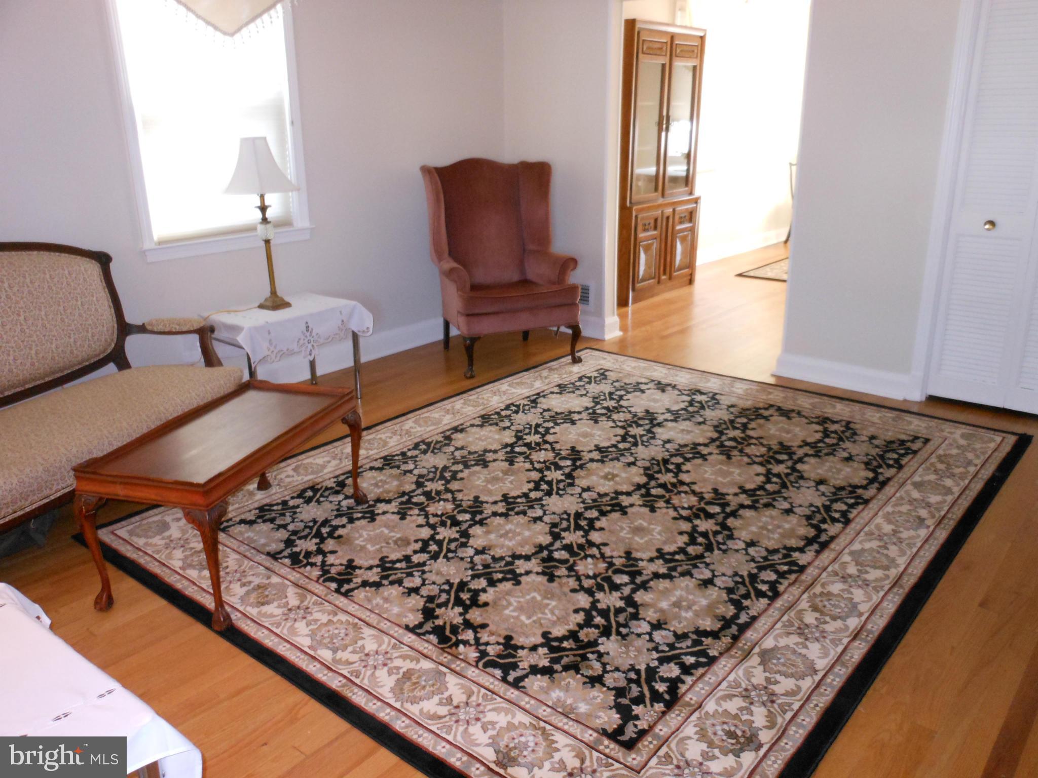 2718 Southbrook Road Baltimore, MD 21222 - Photo 7 of 30 Living Room