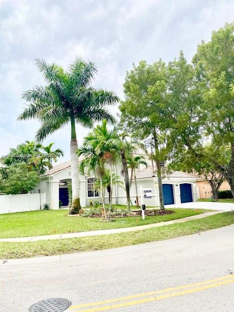 16110 Southwest 6th Street Pembroke Pines, FL 33027 - Photo 6 of 92