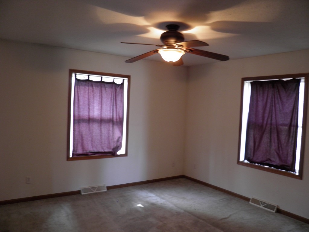 29536 Allens Grove Road Dixon, IA 52745 - Photo 16 of 19 Gallery Image 16