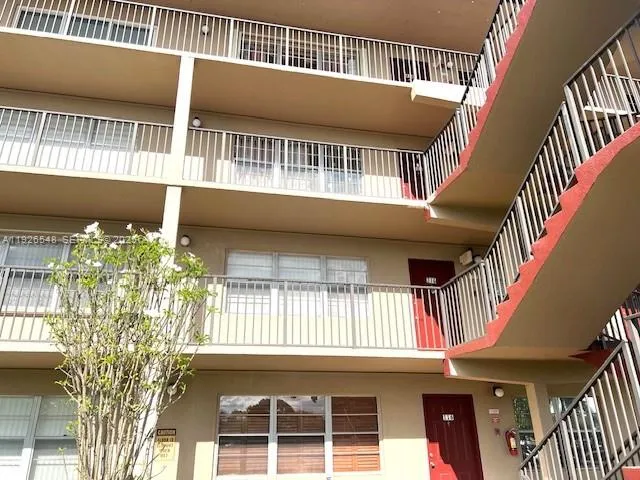 $1,700 | 13455 Southwest 9th Court, Unit 216J, Pembroke Pines, FL 33027