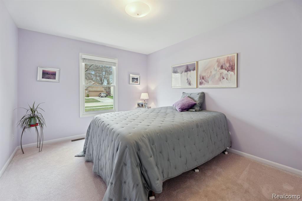 20172 Wayne Road Livonia, MI 48152 - Photo 26 of 72