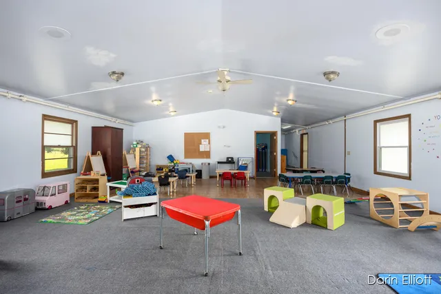 $379,900 | 8546 Whitneyville Avenue Southeast, Alto, MI 49302