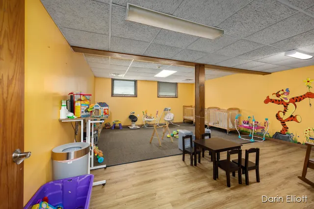 $379,900 | 8546 Whitneyville Avenue Southeast, Alto, MI 49302