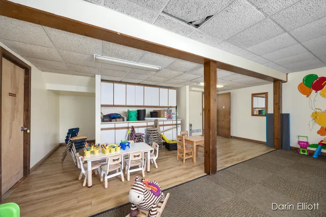 $379,900 | 8546 Whitneyville Avenue Southeast, Alto, MI 49302