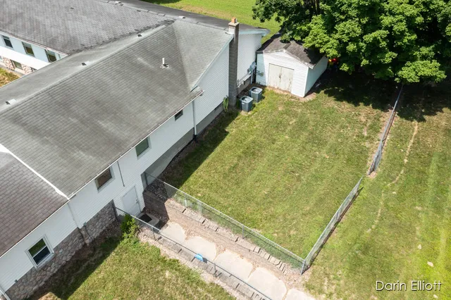 $379,900 | 8546 Whitneyville Avenue Southeast, Alto, MI 49302