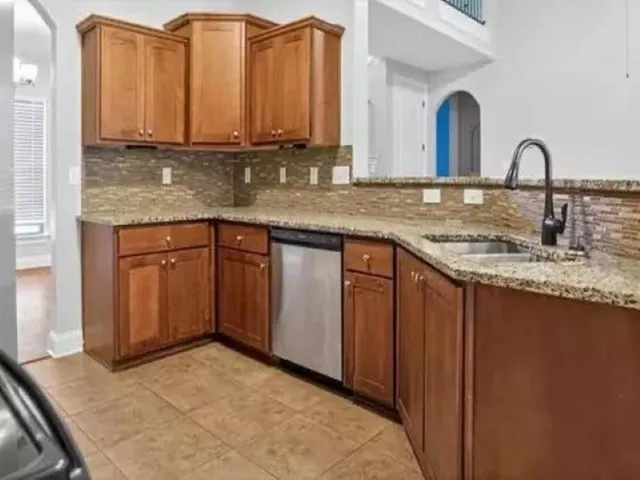 $2,500 | 6135 Abigail Bluffs Drive, Bartlett, TN 38135