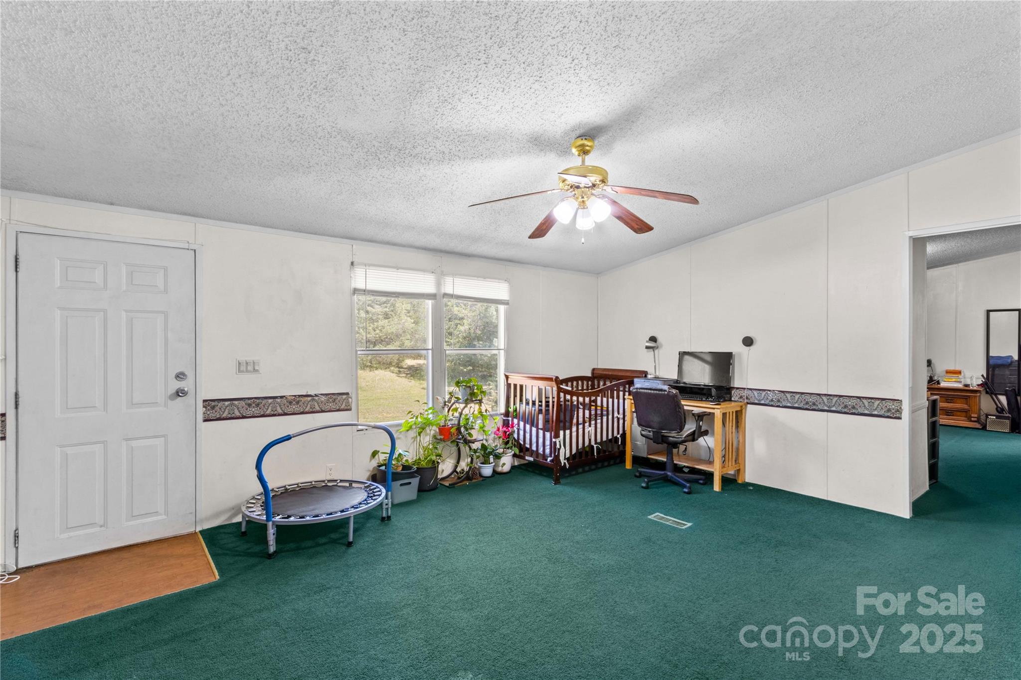 160 Ranchway Mocksville, NC 27028 - Photo 2 of 24 a bed room with furniture and a window