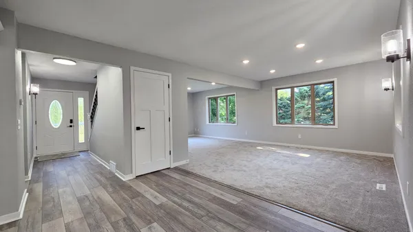 $677,000 | 9961 Abert Avenue Northeast, Monticello, MN 55362