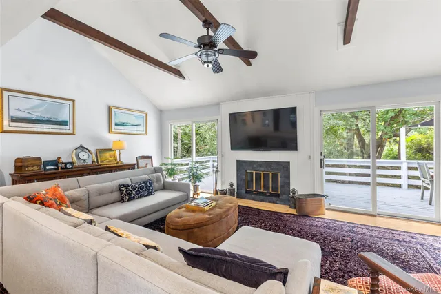 $1,935,000 | 126 Fairview Avenue, Montauk, NY 11954