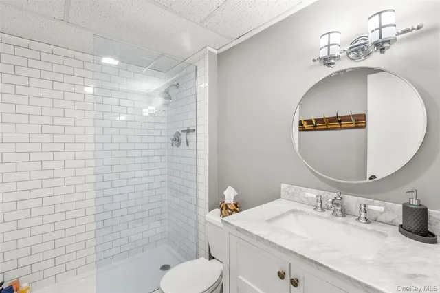 $1,935,000 | 126 Fairview Avenue, Montauk, NY 11954