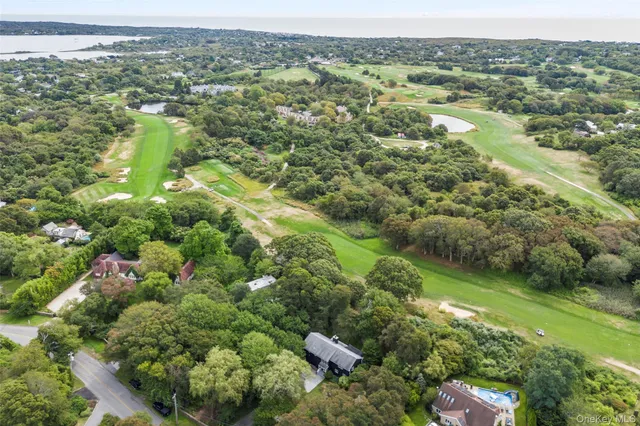 $1,935,000 | 126 Fairview Avenue, Montauk, NY 11954