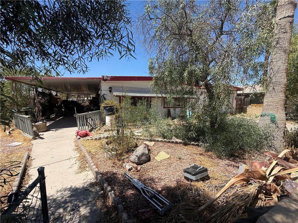 1091 Baseline Road Bullhead City, AZ 86442 - Photo 1 of 5 Gallery Image 1