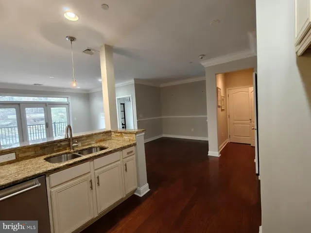 $2,700 | 206 Carson Terrace, Huntingdon Valley, PA 19006