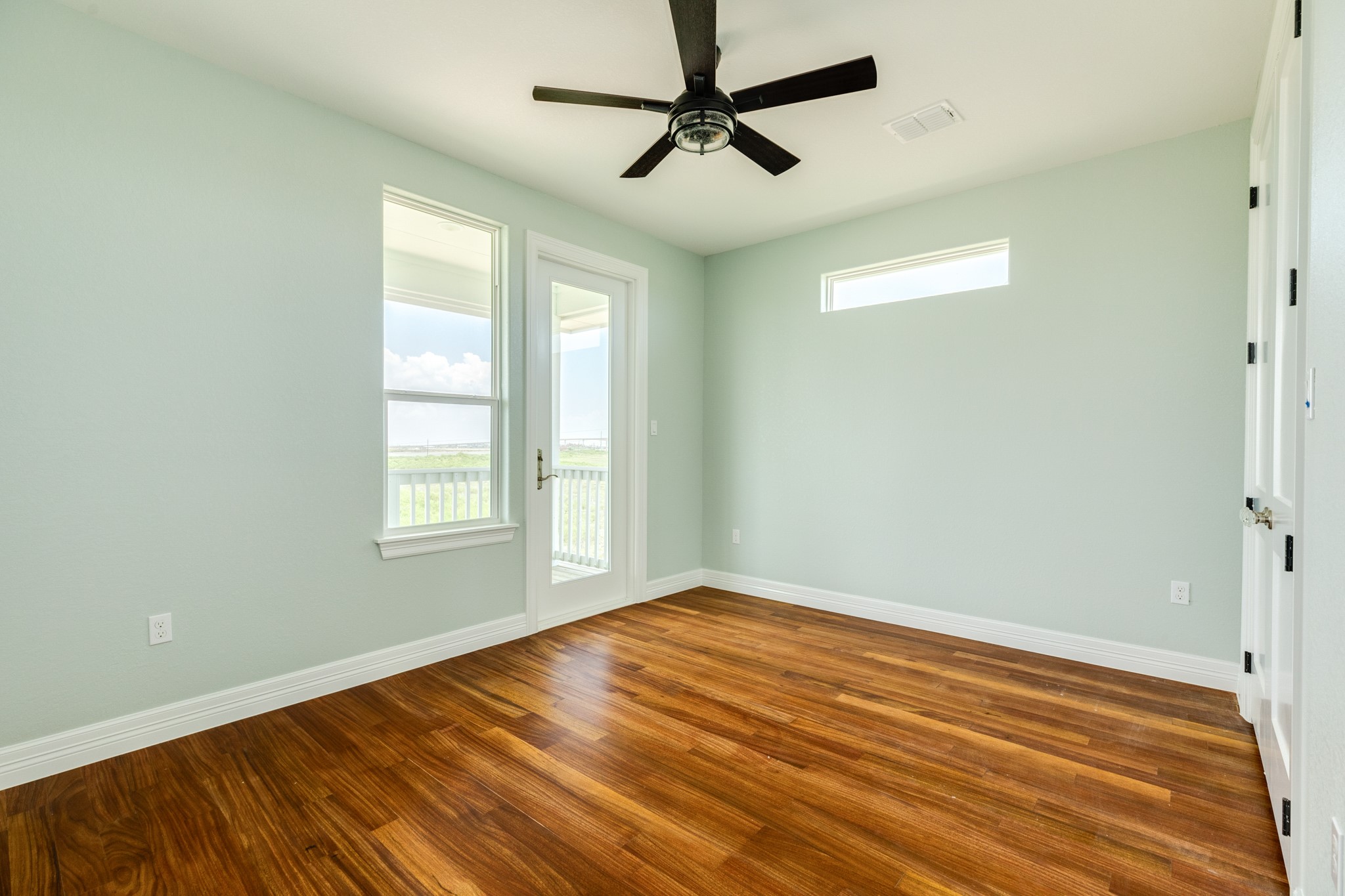 816 Coast Guard Drive Surfside Beach, TX 77541 - Photo 30 of 31
