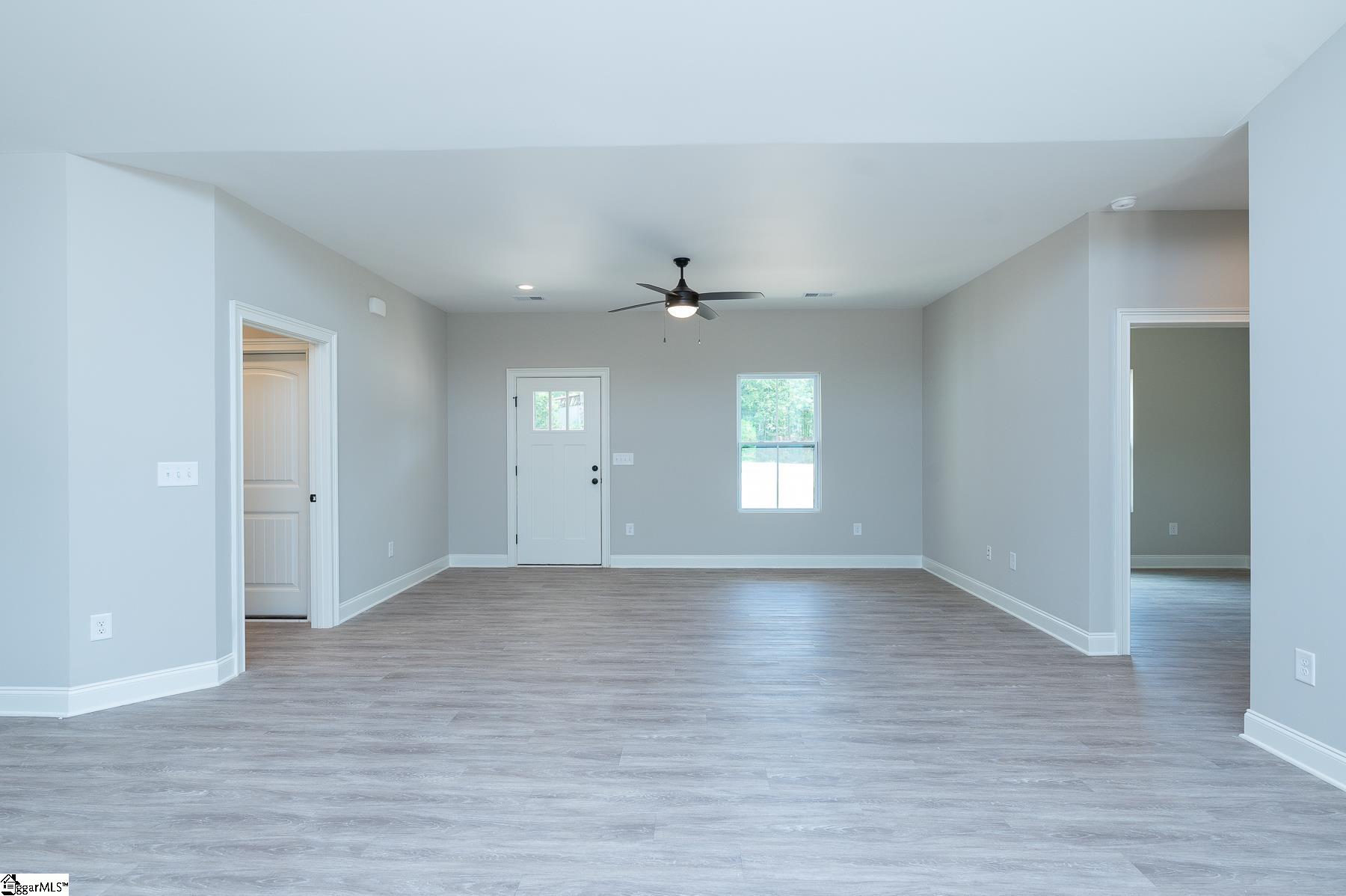 486 Hellams Road Gray Court, SC 29645 - Photo 6 of 32