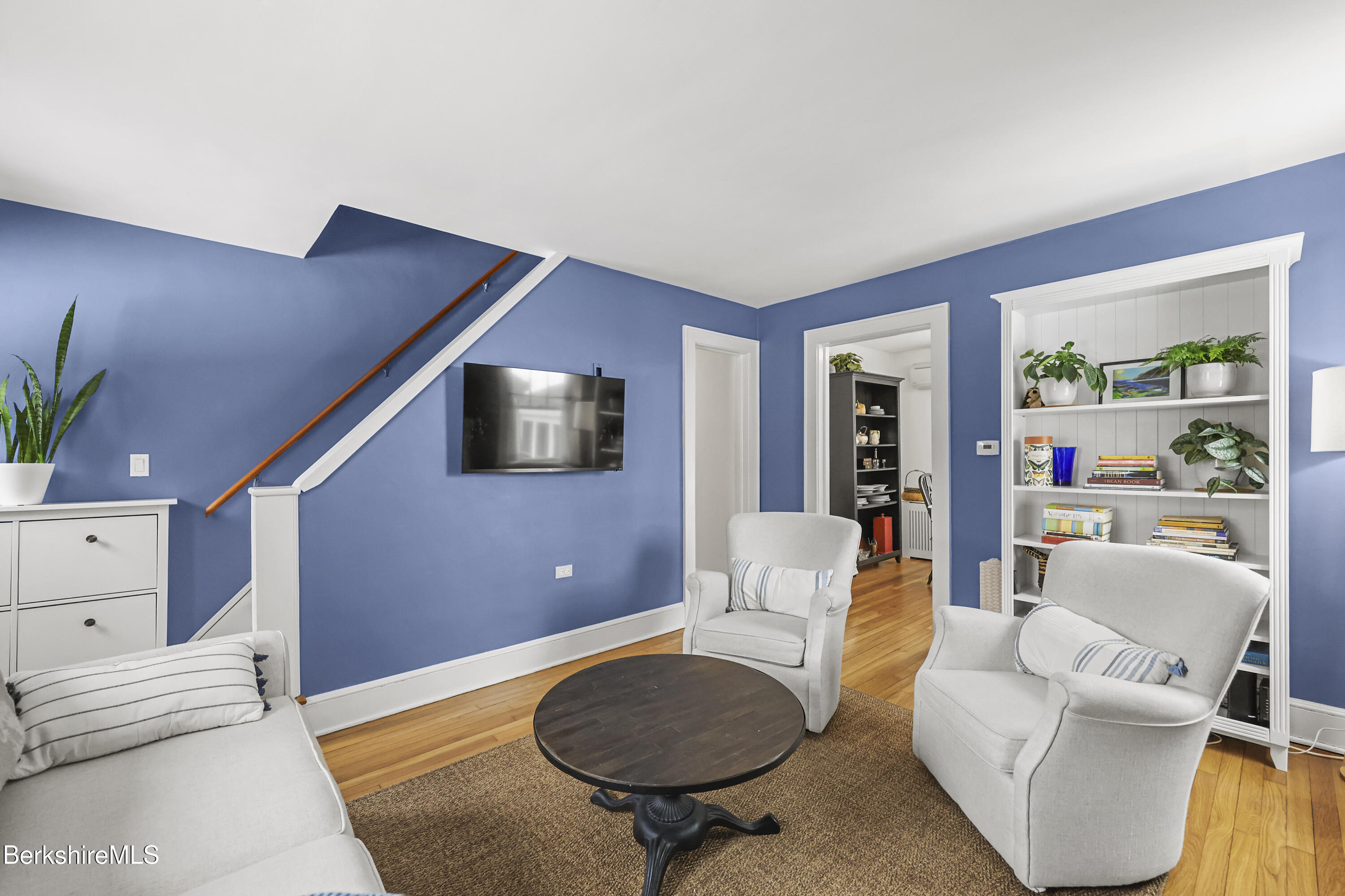 8 Lukeman Lane Stockbridge, MA 01229 - Photo 3 of 24 a living room with furniture and a rug