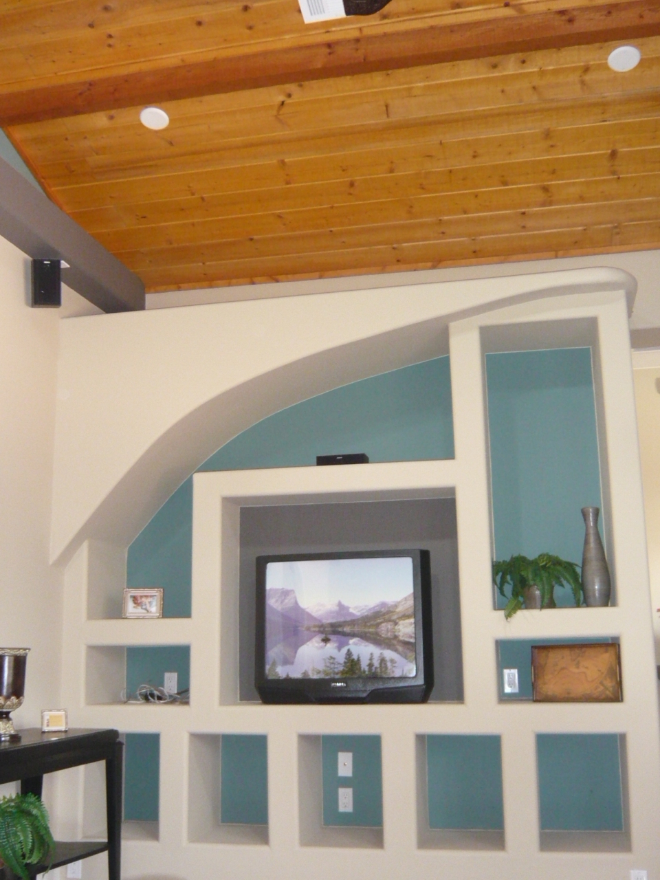 901 East Coronado Road Phoenix, AZ 85006 - Photo 22 of 31 FR Built in Wall Unit