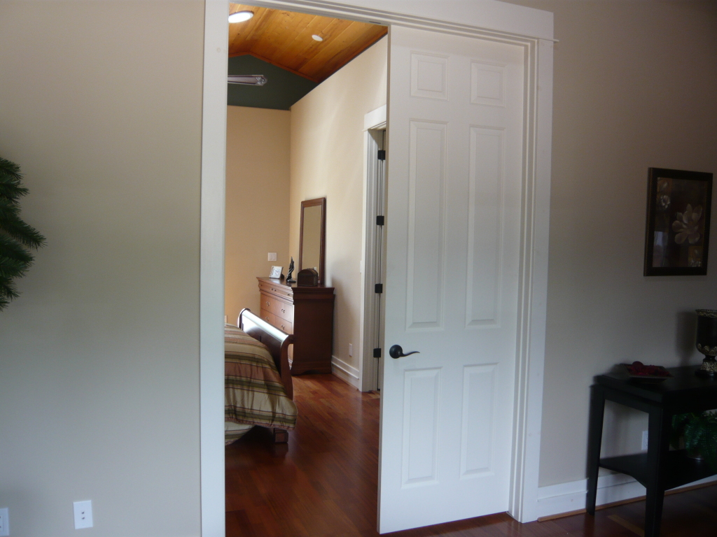 901 East Coronado Road Phoenix, AZ 85006 - Photo 23 of 31 Entry to Master Bedroom