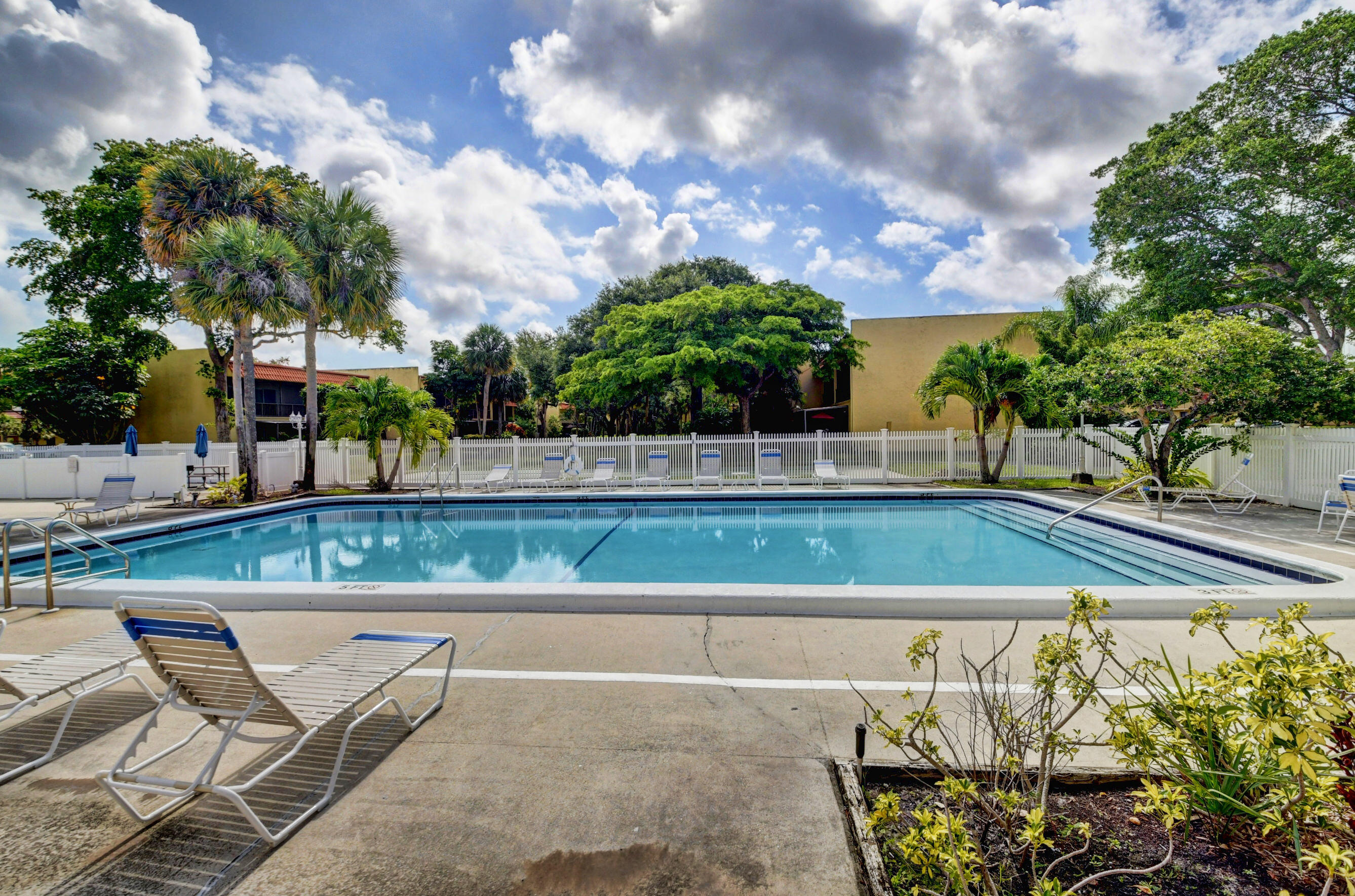854 Southwest 9th St Circle, Unit 103 Boca Raton, FL 33486 - Photo 18 of 22 Community Pool