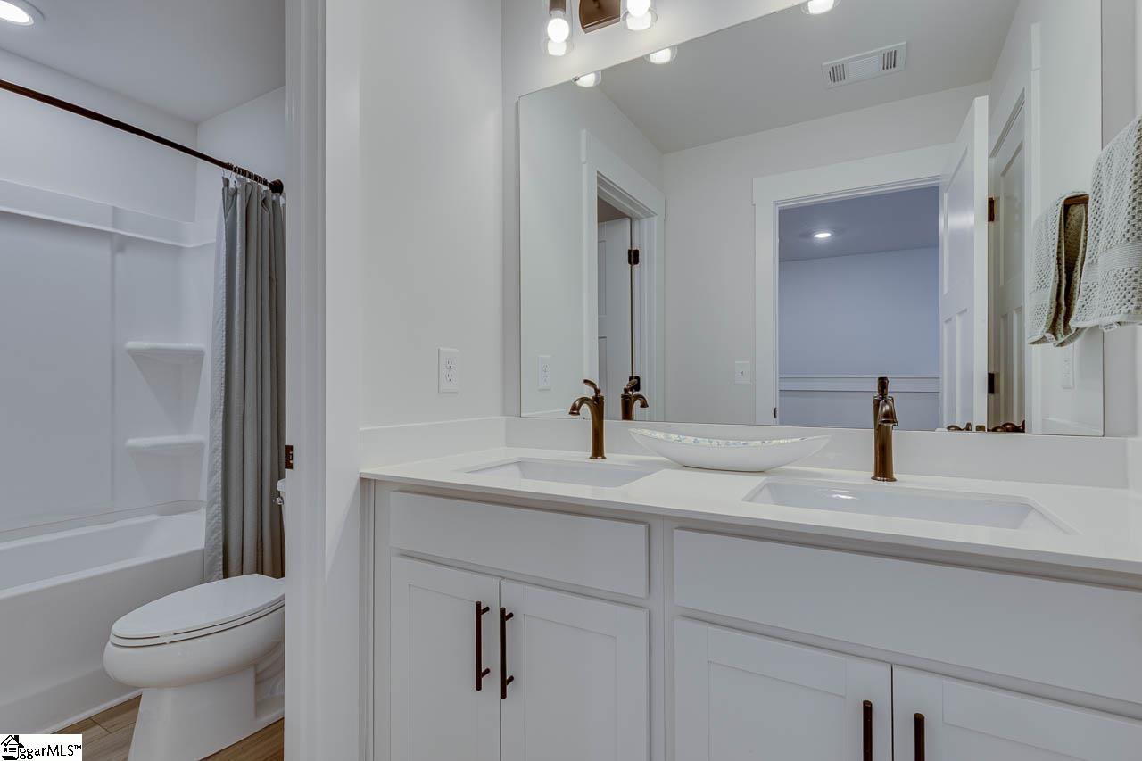 109 Beaverdam Creek Drive Anderson, SC 29621 - Photo 12 of 44