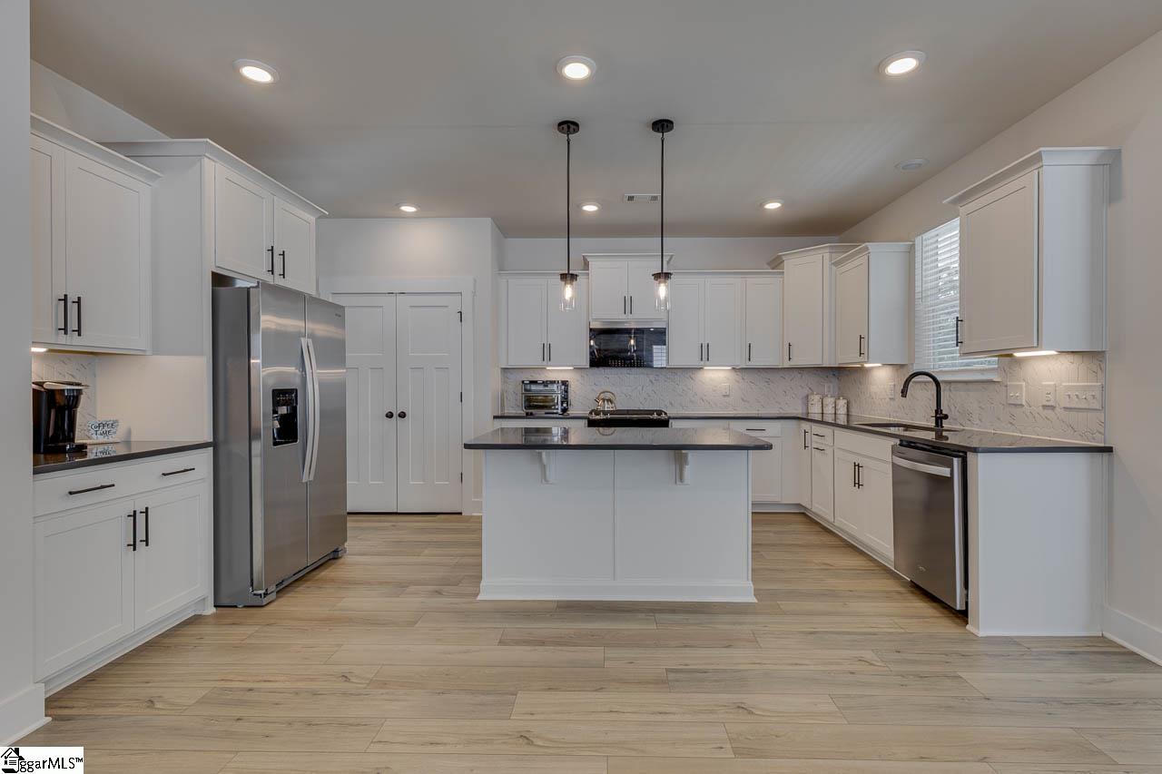 109 Beaverdam Creek Drive Anderson, SC 29621 - Photo 24 of 44