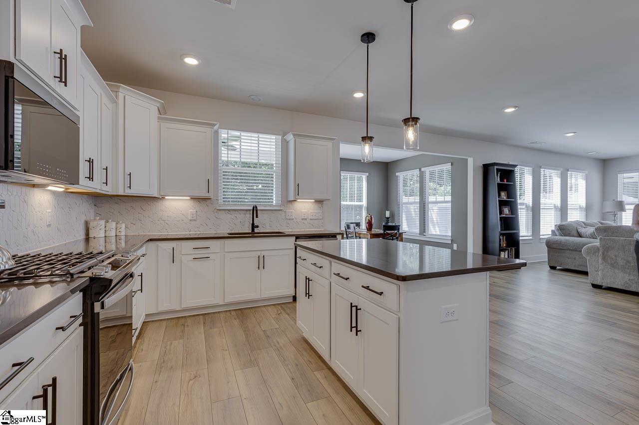 109 Beaverdam Creek Drive Anderson, SC 29621 - Photo 27 of 44