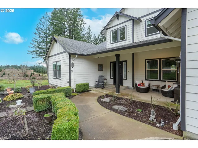$1,050,000 | 19724 Desantis Lane Southeast, Silverton, OR 97381
