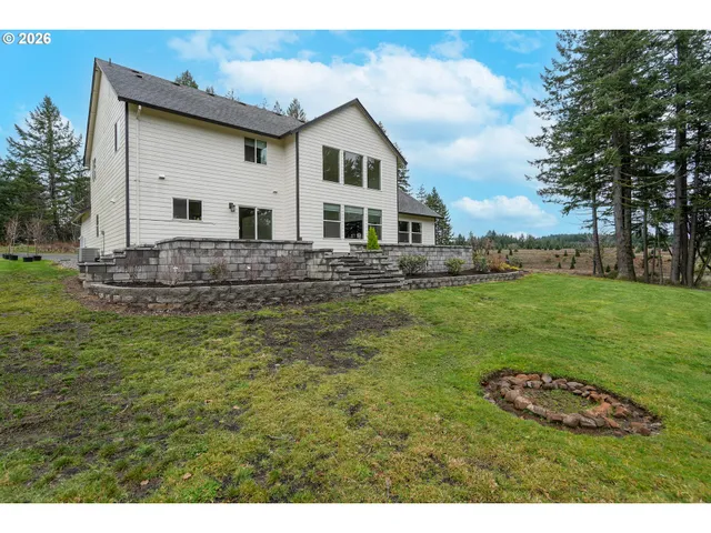 $1,050,000 | 19724 Desantis Lane Southeast, Silverton, OR 97381