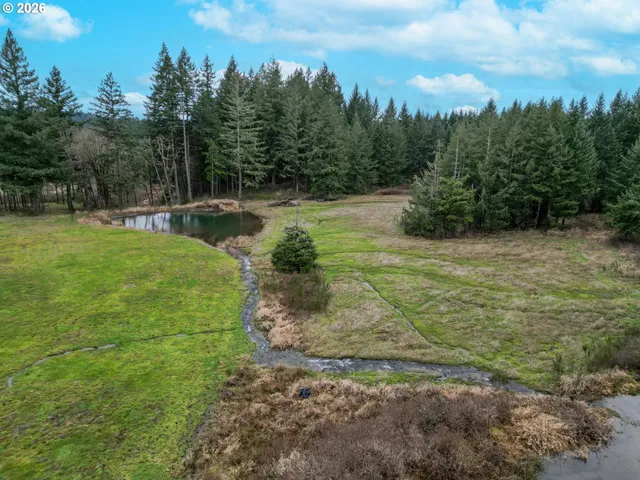$1,050,000 | 19724 Desantis Lane Southeast, Silverton, OR 97381