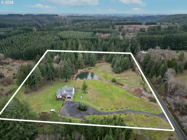 $1,050,000 | 19724 Desantis Lane Southeast, Silverton, OR 97381
