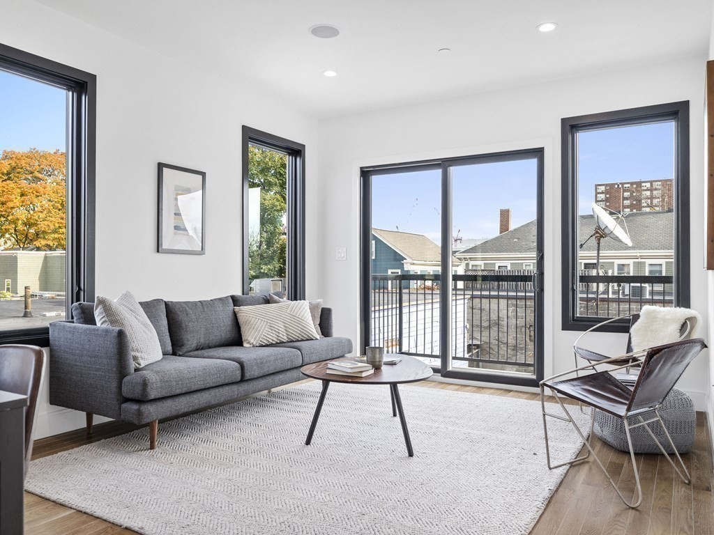 7 Springfield Street, Unit 3 Cambridge, MA 02139 - Photo 2 of 14 Gallery Image 2