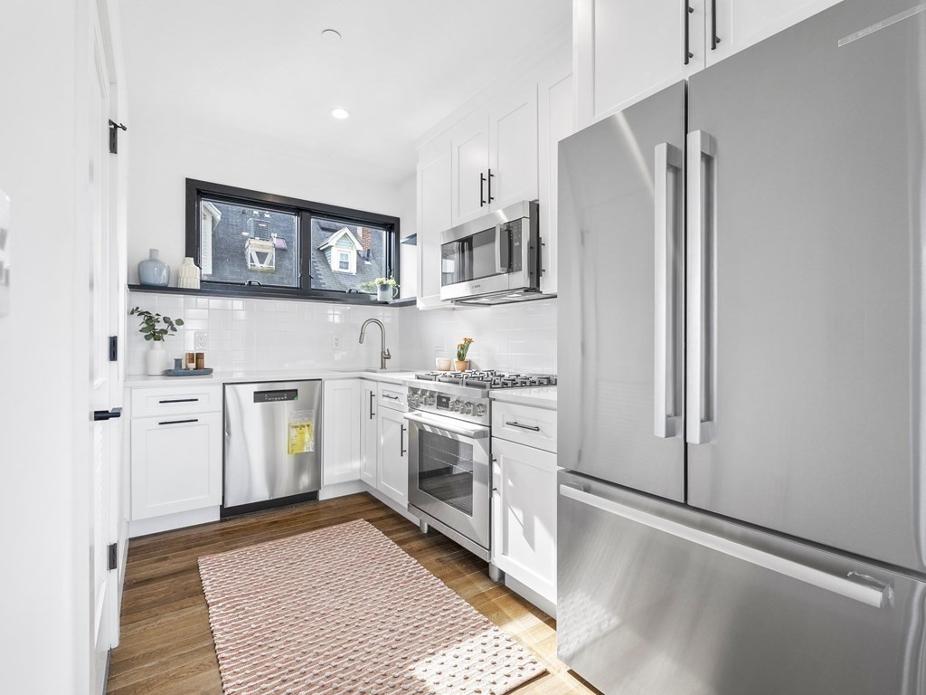 7 Springfield Street, Unit 3 Cambridge, MA 02139 - Photo 5 of 14 Gallery Image 5