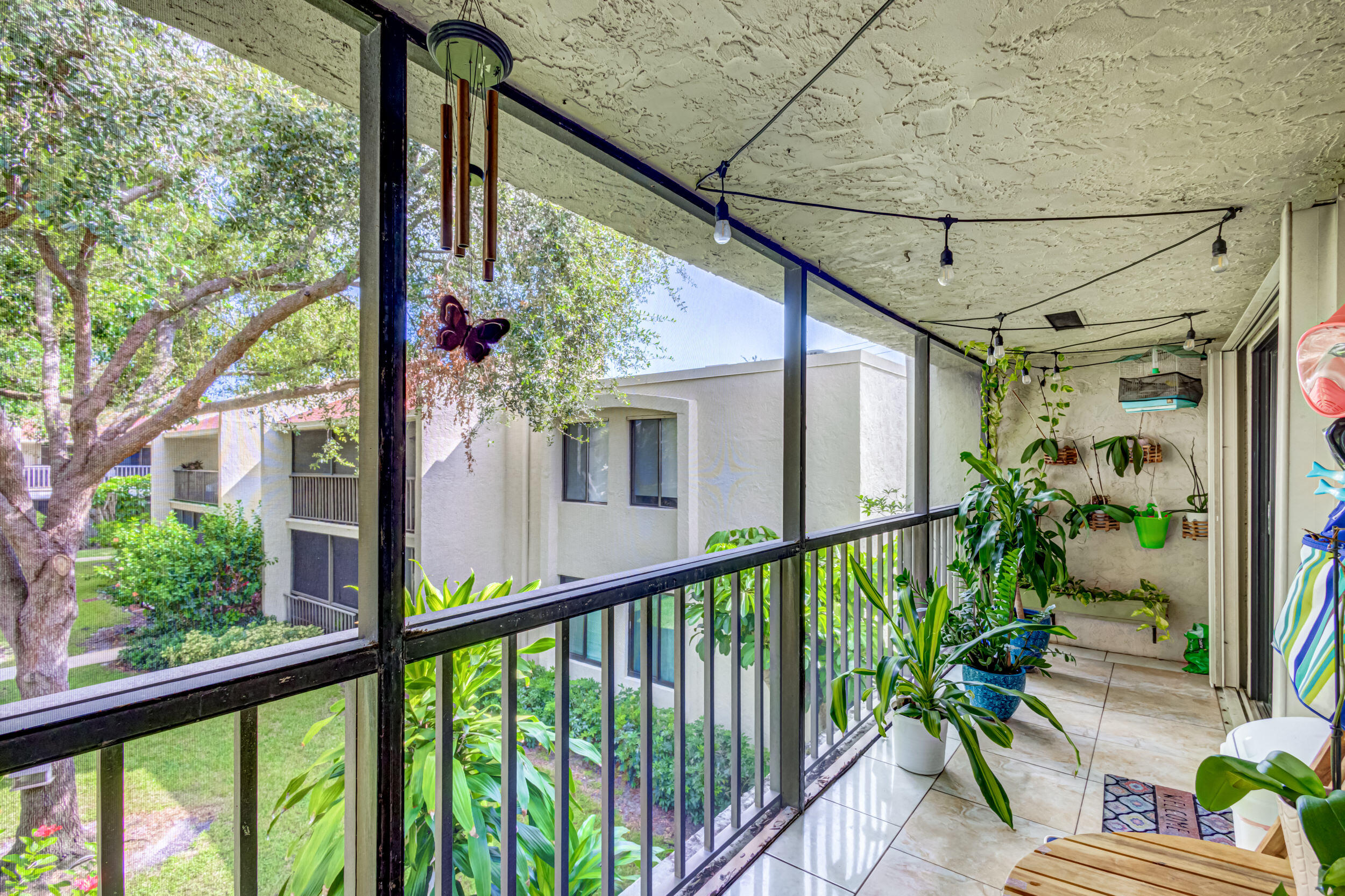 150 Pineview Road, Unit L5 Jupiter, FL 33469 - Photo 28 of 50 patio